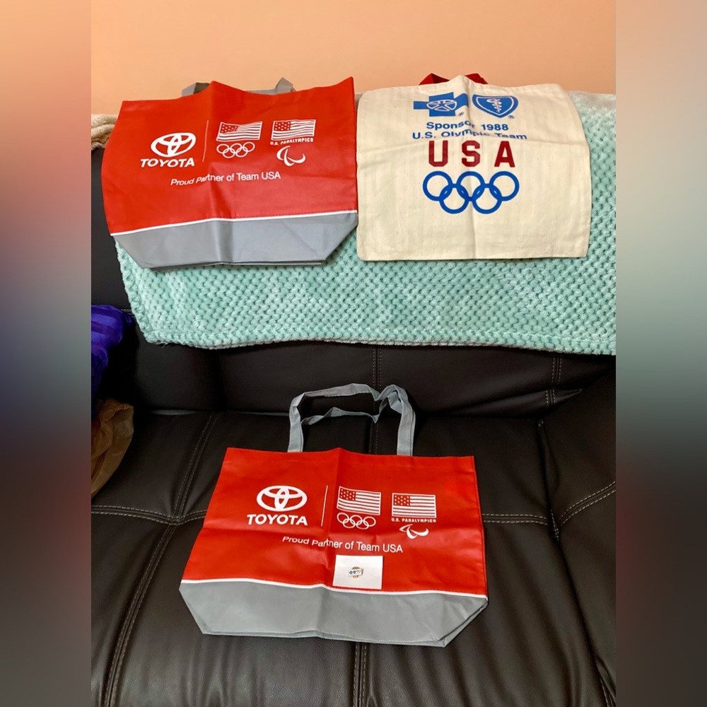 USA OLYMPIC SPONSORS’ SOUVENIR MEMORABILIA BUNDLE (3 Bags and 1 Pin)  NWOT